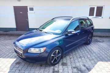 V50 1.6 diesel Alu klima opony zima