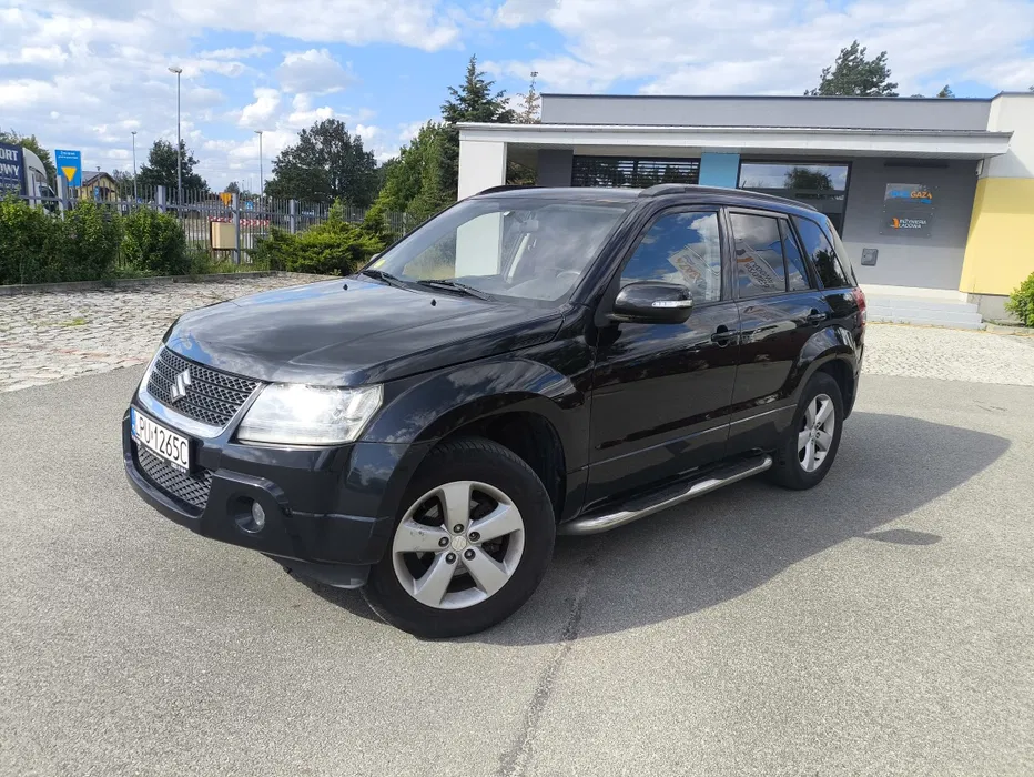 Suzuki grand Vitara 2.4 benzyna